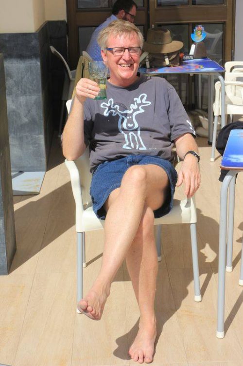 Wolfgang barfuß auf Fuerteventura
