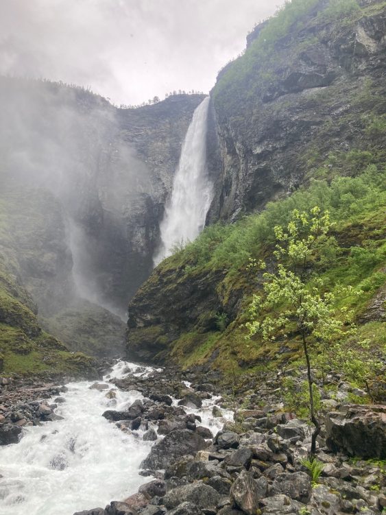 Wasserfall Vettifossen im Jotunheim Nationalpark