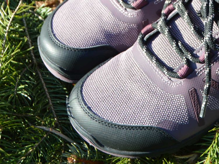 Saubere Verarbeitung des Xero Shoes Daylite Hiker Barfußschuh zum Wandern